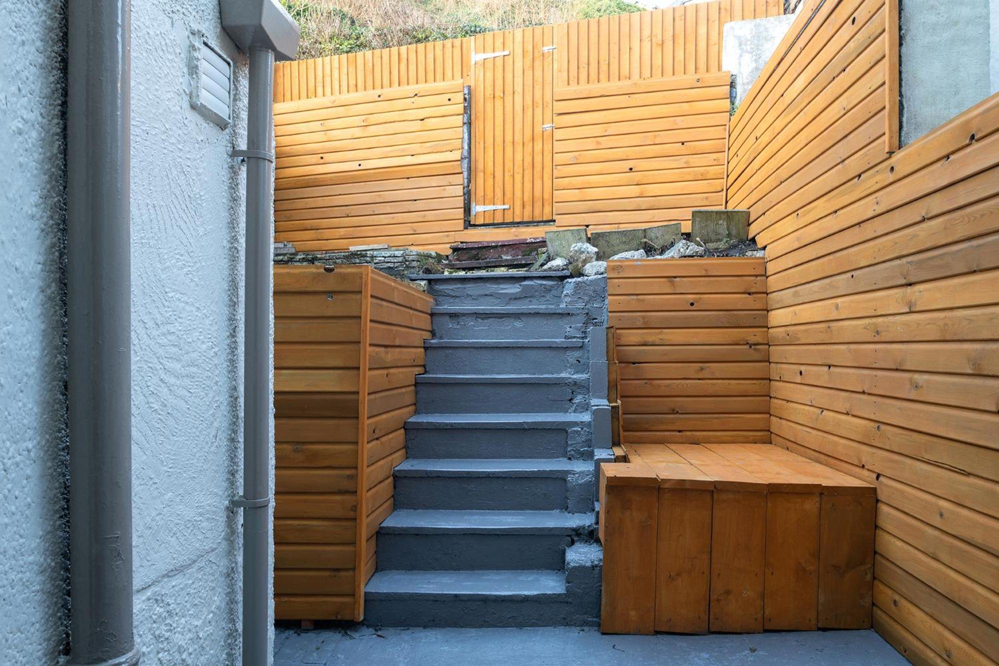 Orme Lodge Ландъндо Екстериор снимка
