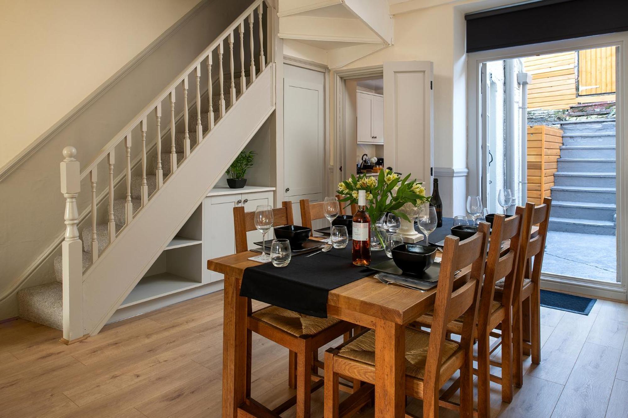 Orme Lodge Ландъндо Екстериор снимка